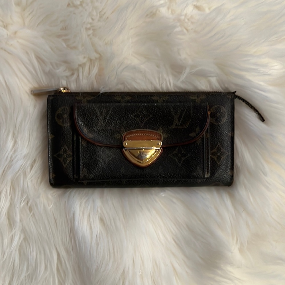 Louis Vuitton Astrid Clutch/Wristlet
